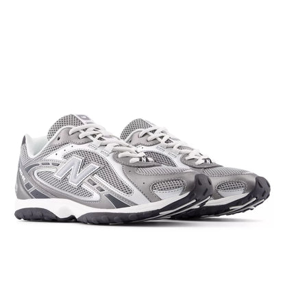 New Balance 204L