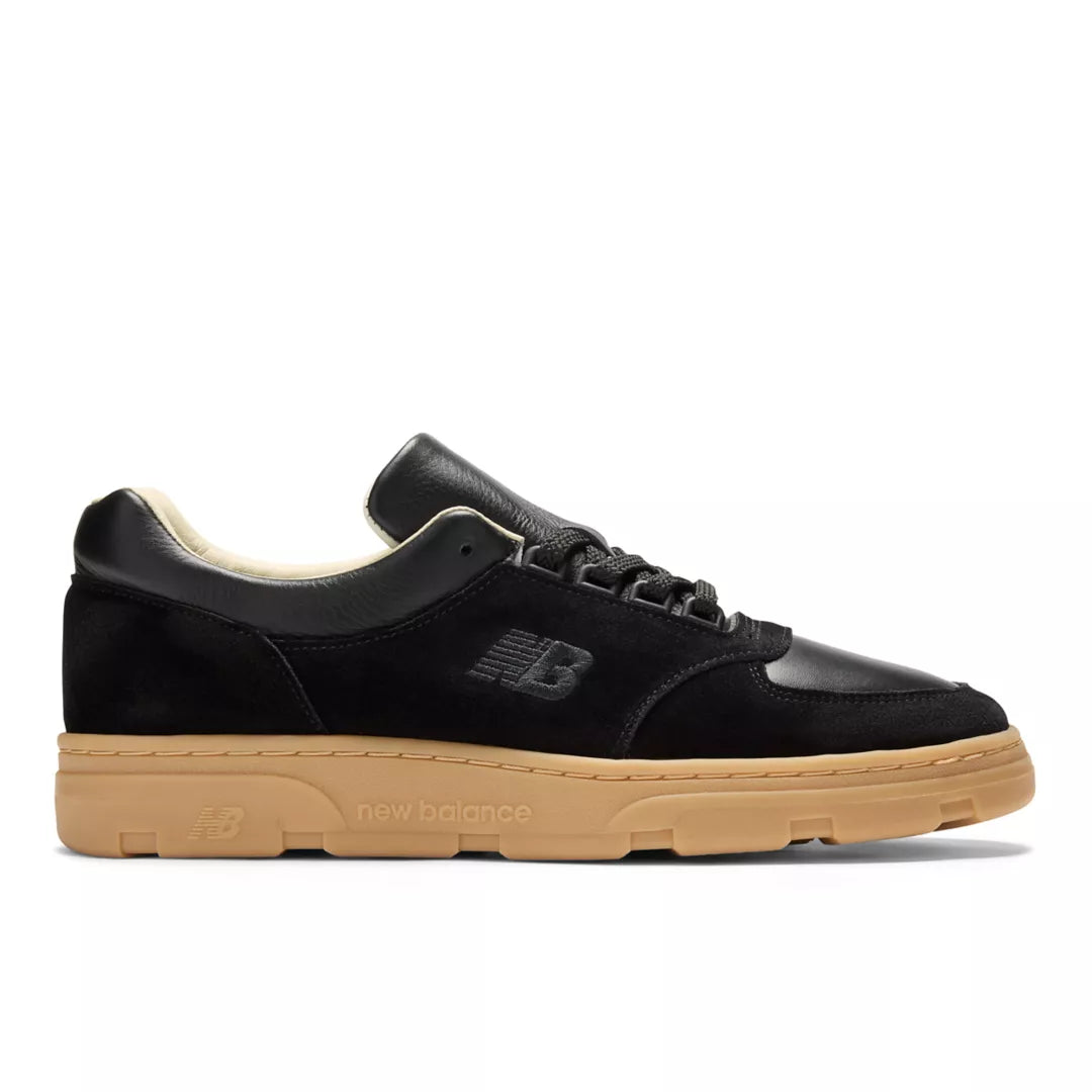 BLACK with CHIPMUNK and GUM 090,M6 / W7.5,Standard (D)