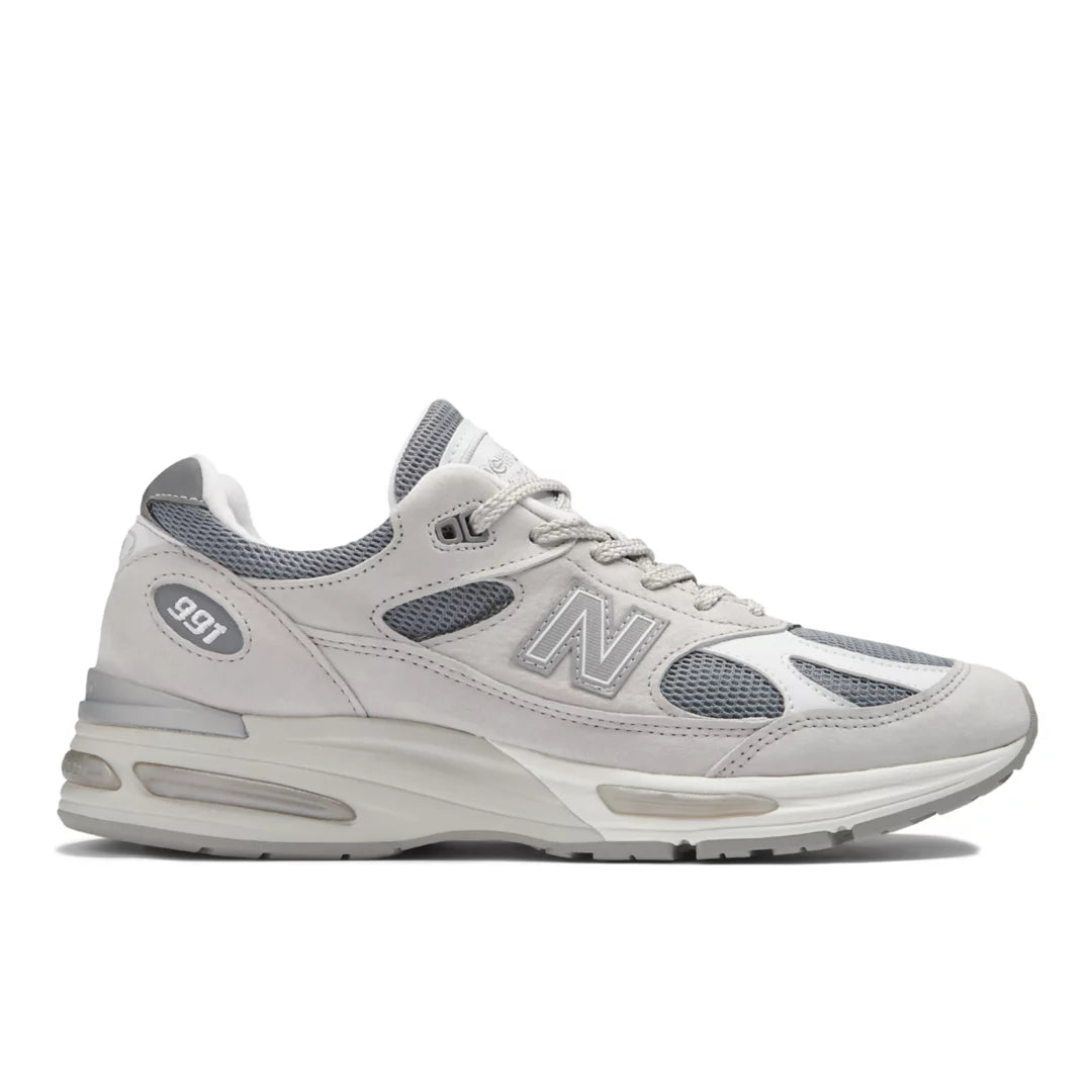 NIMBUS CLOUD with Cool Grey and SILVER,M6 / W7.5,Standard (D)