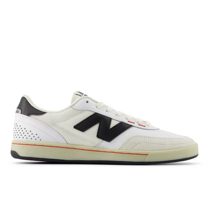 White with Black,M6 / W7.5,Standard (D)
