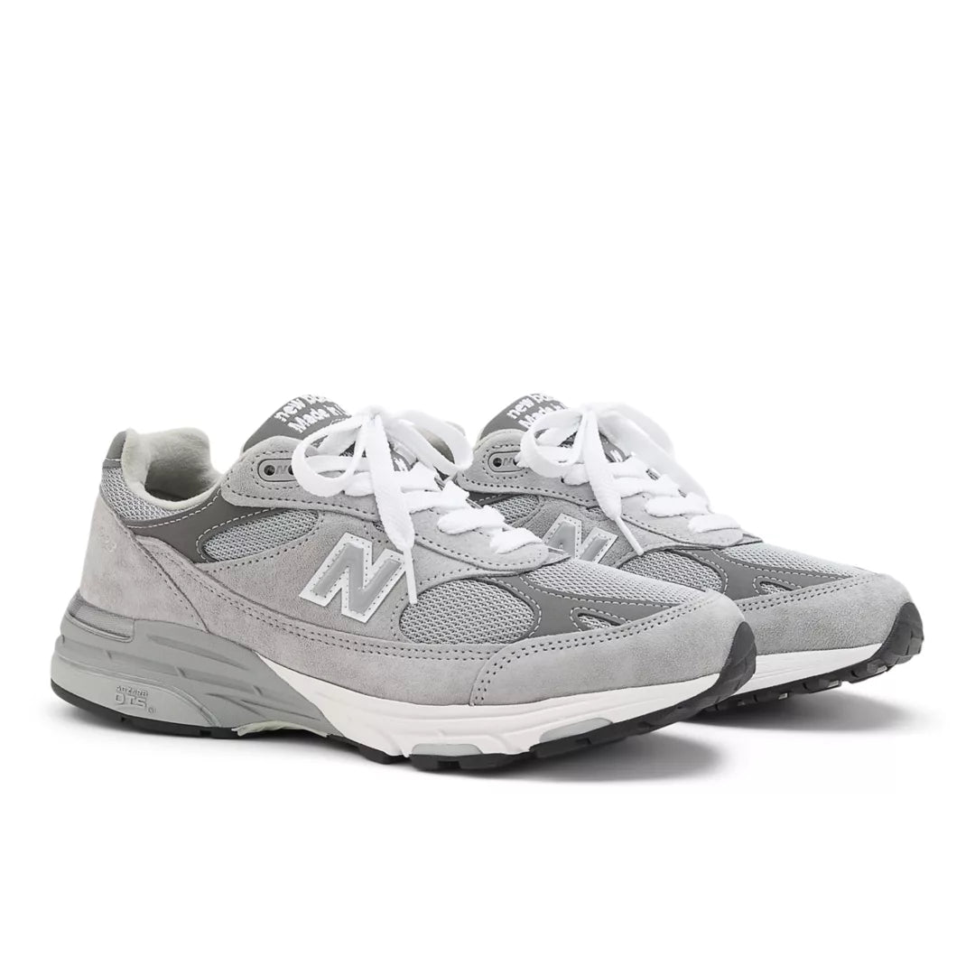 Grey with GREY 006 and WHITE,6,Standard (B)