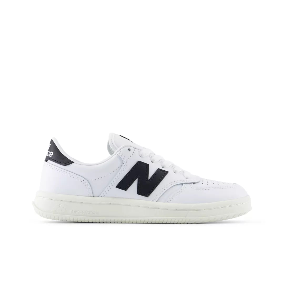 BLACK with NB WHITE,3.5,Standard (M)